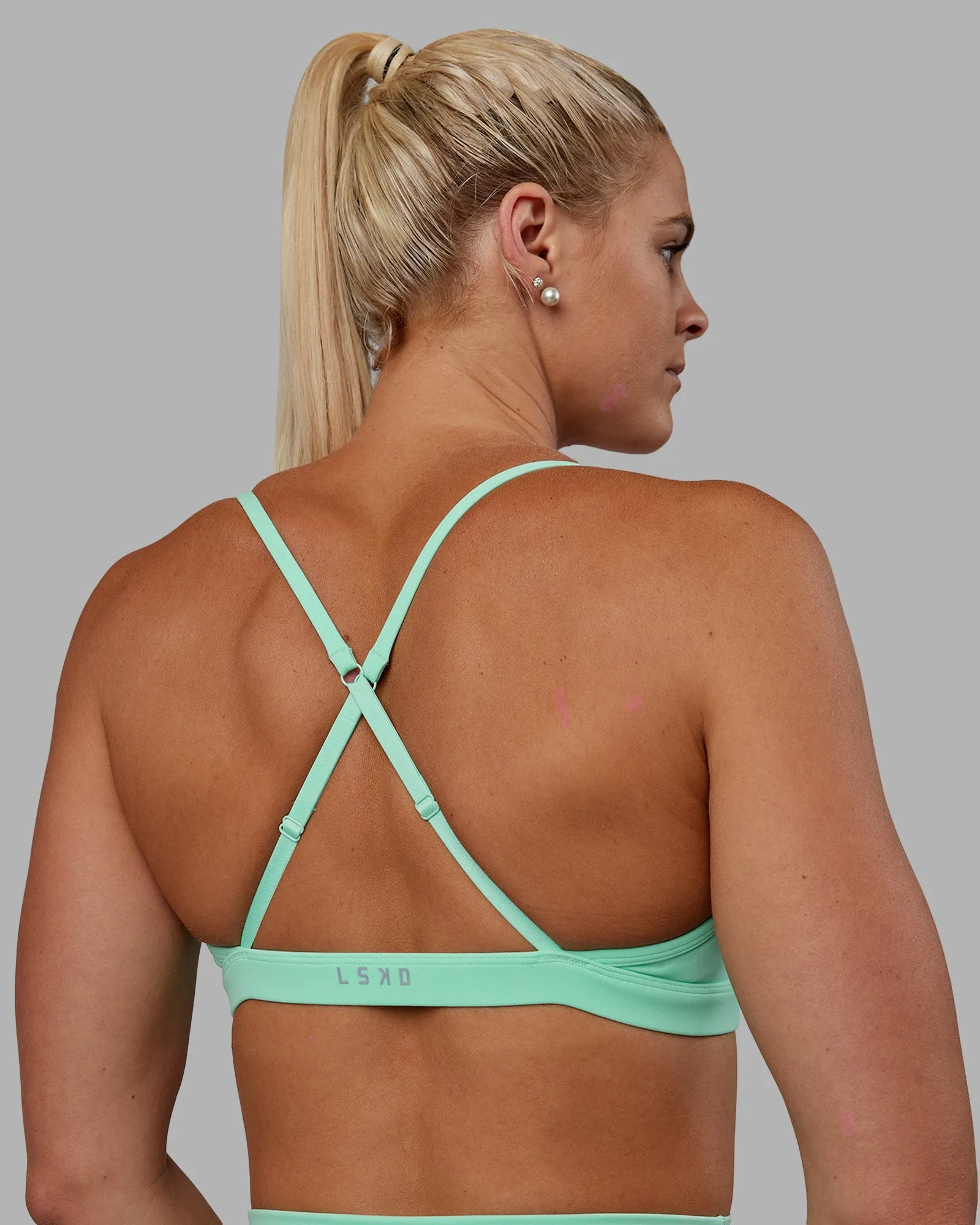 Resilient Sports Bra - Ice Green