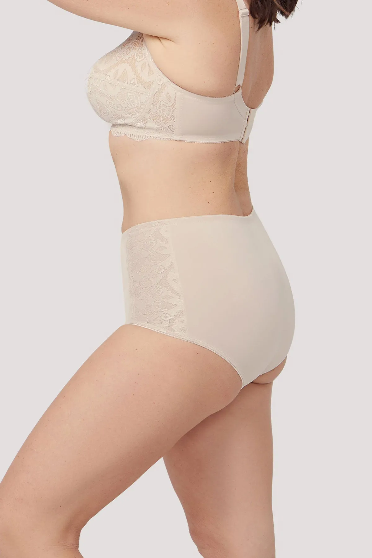 Ruby Lace Retro Shapewear Brief - No Returns