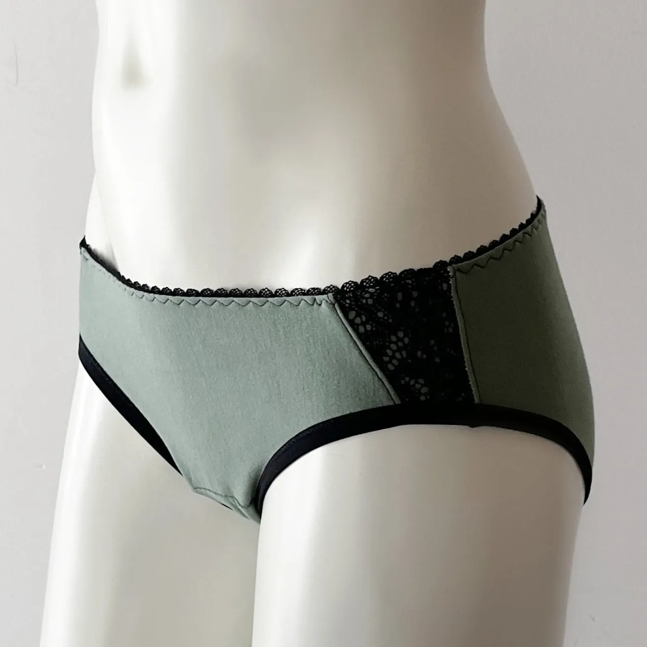 Women's hipster underwear brief